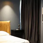 Seaside Apartman *